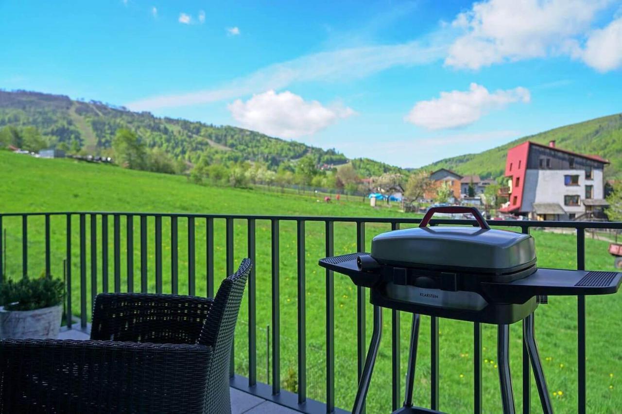 Beskid Apartment ชเจอร์ค ภายนอก รูปภาพ