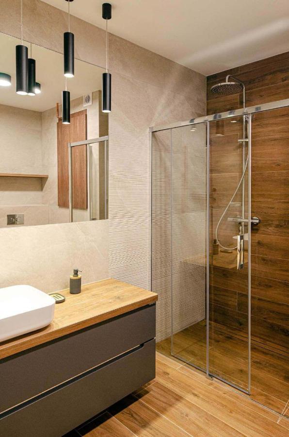 Beskid Apartment ชเจอร์ค ภายนอก รูปภาพ